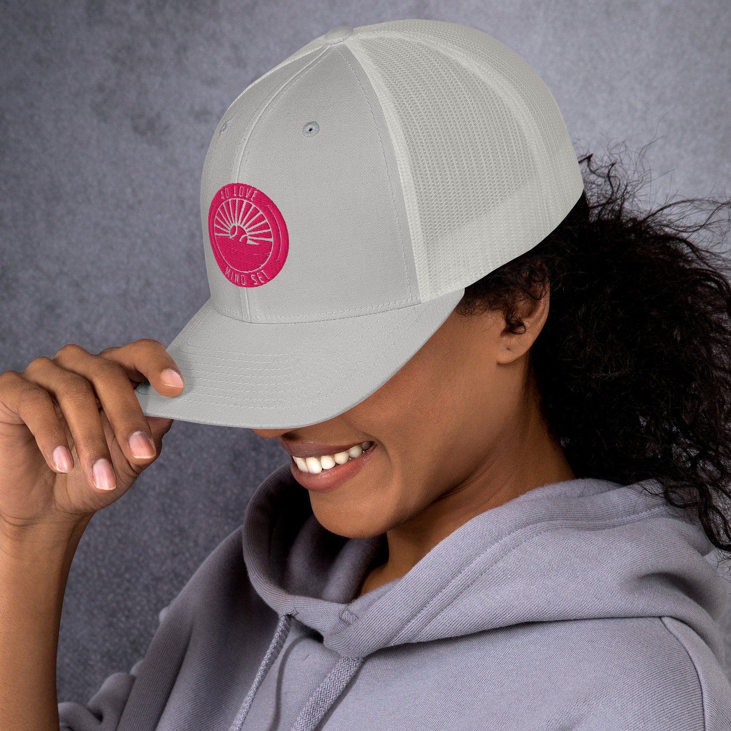 Grey Trucker Hat x Pink Logo